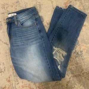 Kancan distressed mom jean size 3/25